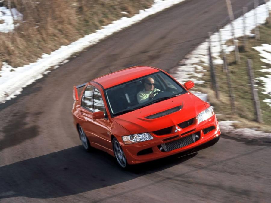  Mitsubishi Lancer Evolution VIII 2003 года  (фото 21 из 58)